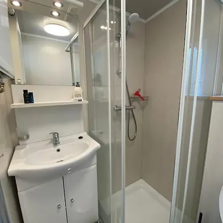 Prachtig Boschalet Met Cv, Airco En Sauna Op De Veluwe *